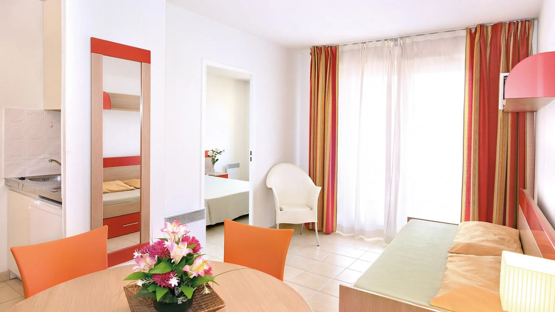 Appart’City Aix en Provence – La Duranne Aix-en-Provence Appart hôtel