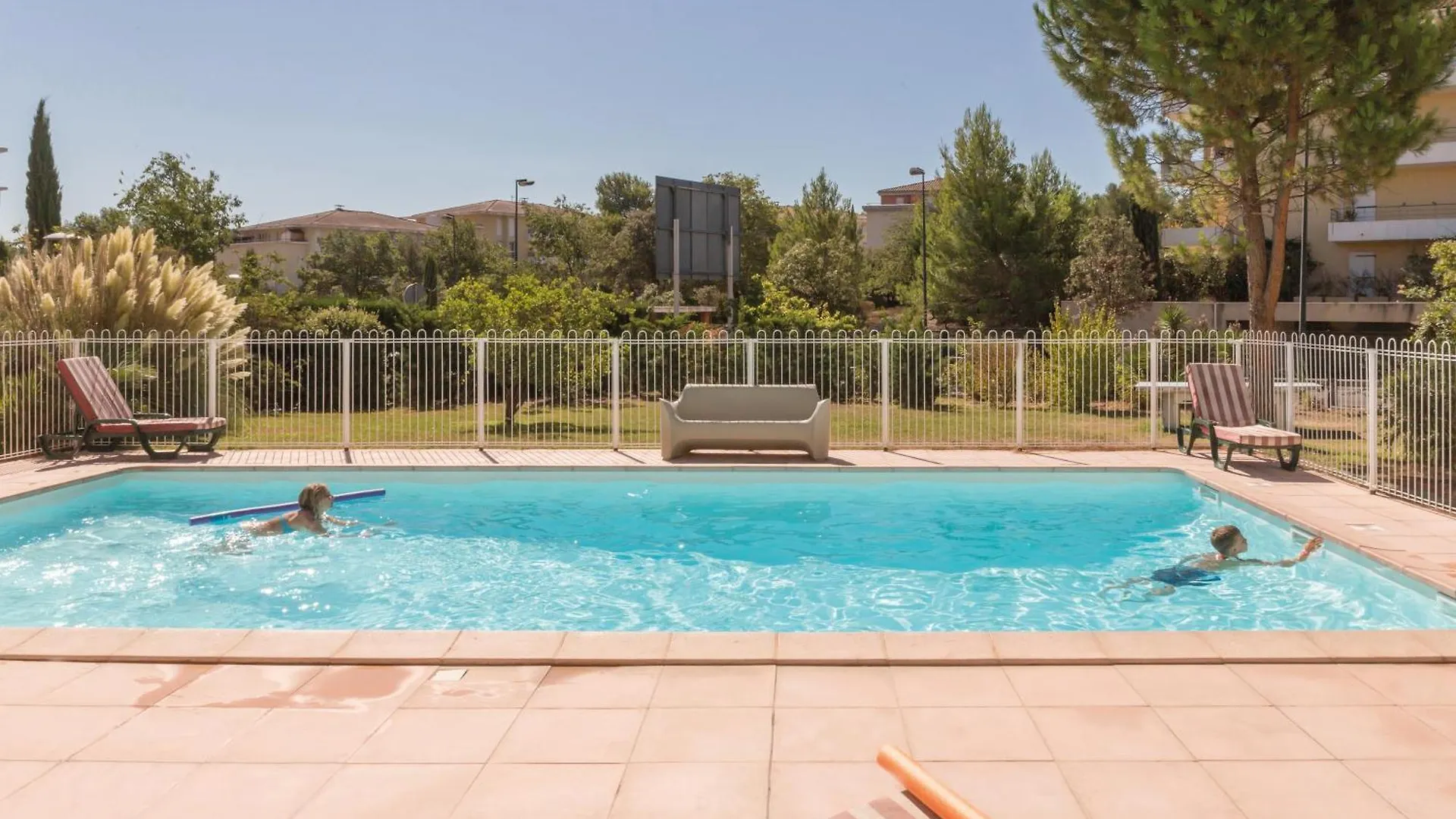 Apartmanhotel Appart'City Classic Aix-En-Provence - La Duranne